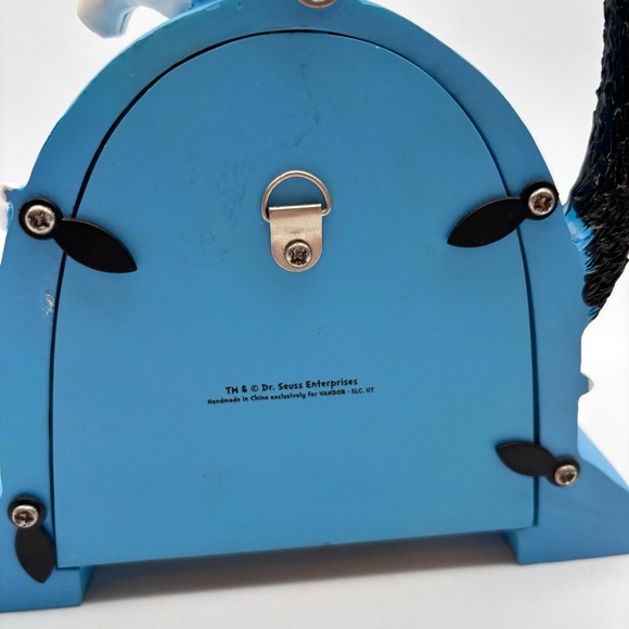 Dr. Seuss The Cat in the Hat Tabletop/Hanging Ceramic Unique Clock - Picture 8 of 16